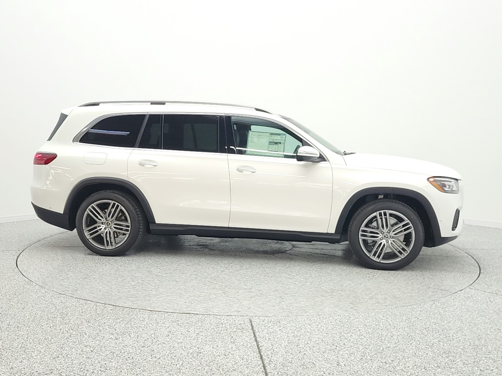 New 2026 Polar White Mercedes-Benz GLS 450 4MATIC® SUV image 4