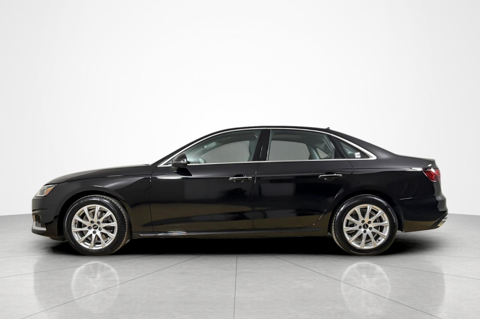 Used 2024 Brilliant Black Audi Premium 40 TFSI quattro image 2