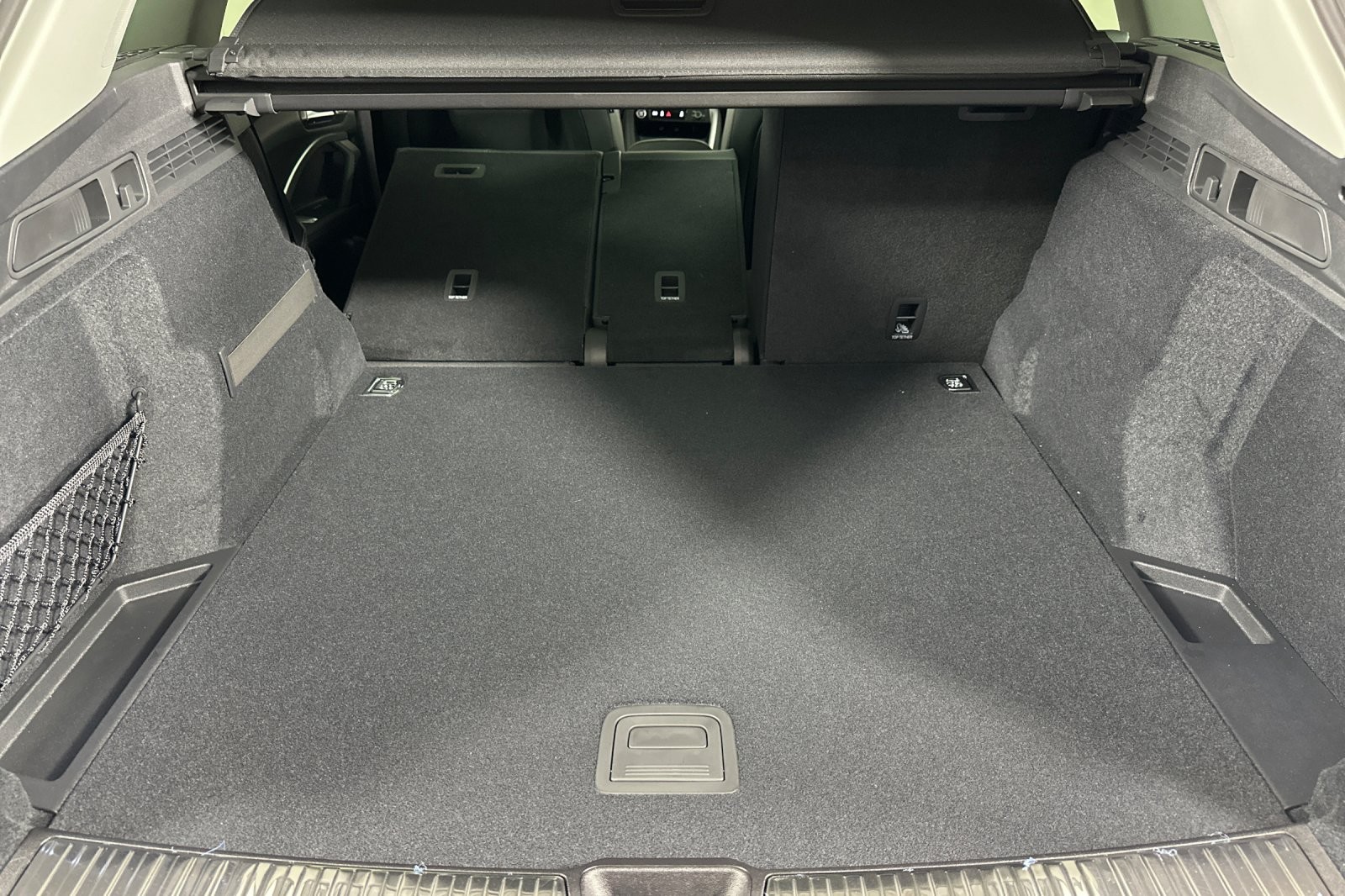 New 2025 Glacier White Metallic Audi Premium Plus 2.0 TFSI quattro image 14