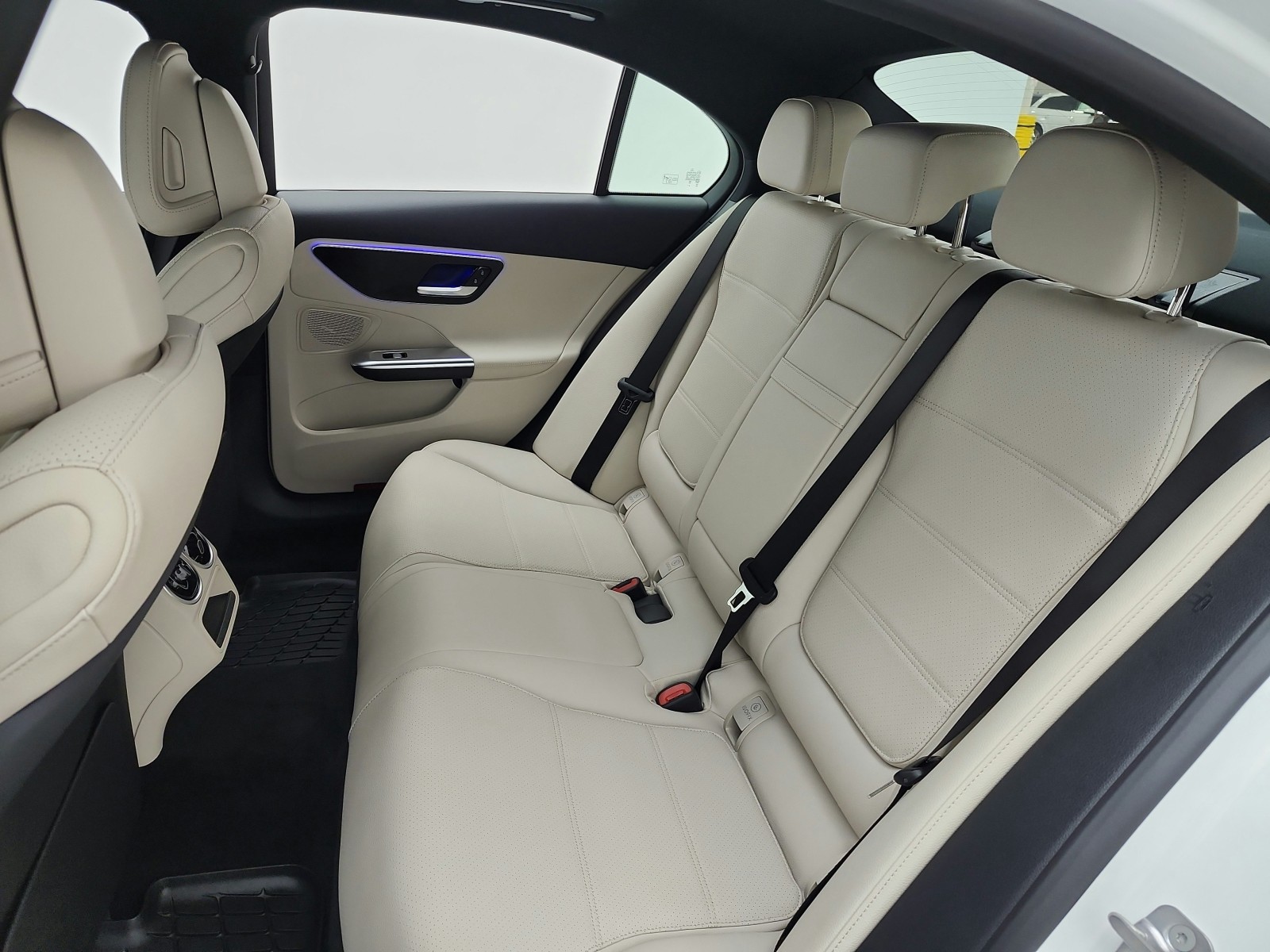 New 2026 Polar White Mercedes-Benz C 300 Sedan image 11