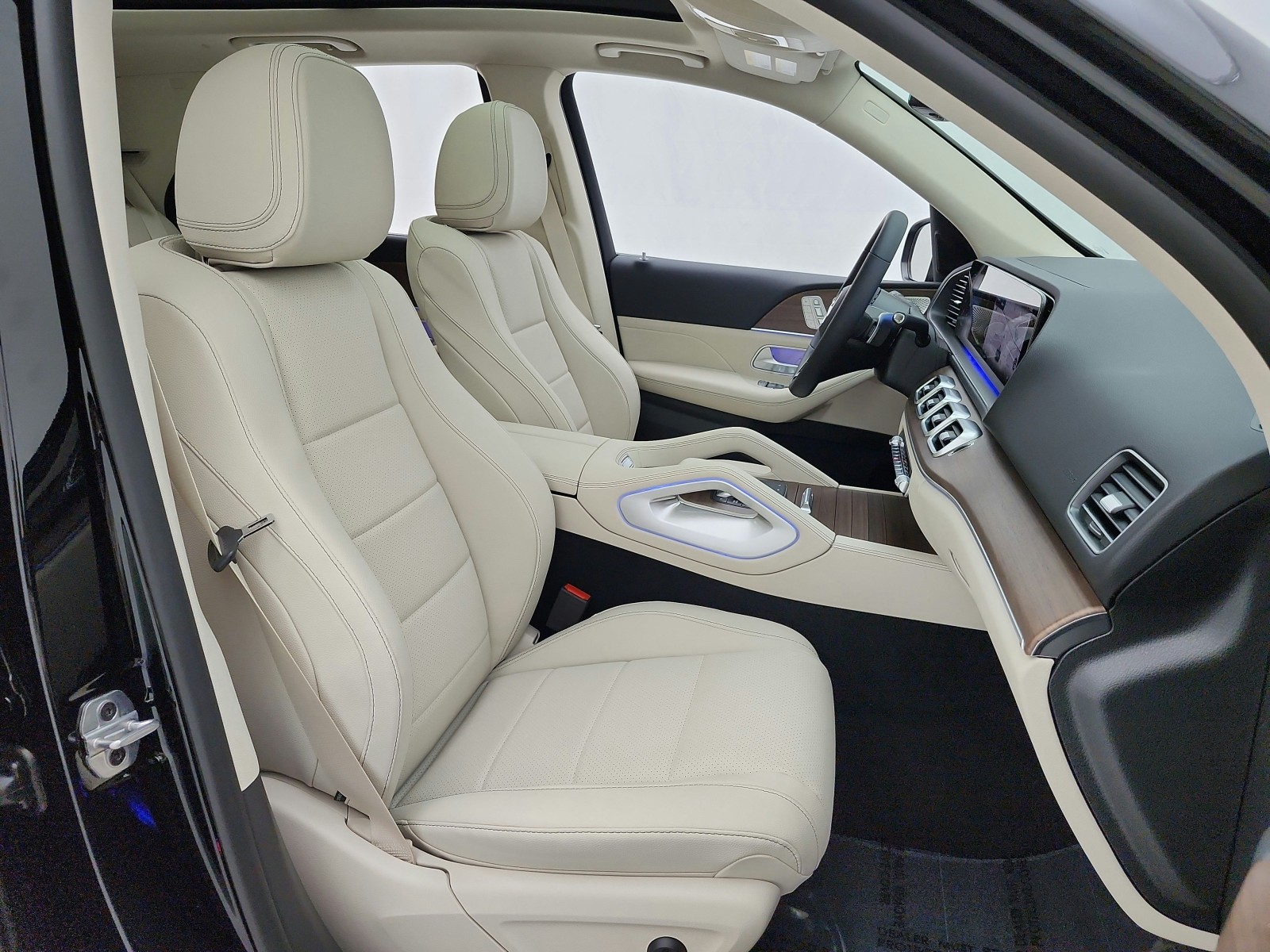 New 2026 Black Mercedes-Benz GLE 450 image 16