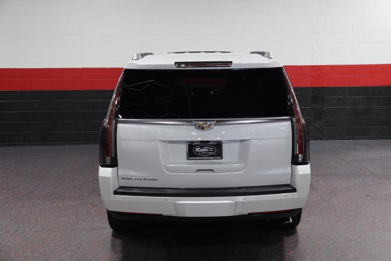 2017 Cadillac Escalade Premium Luxury 4WD 4dr Suv in , 