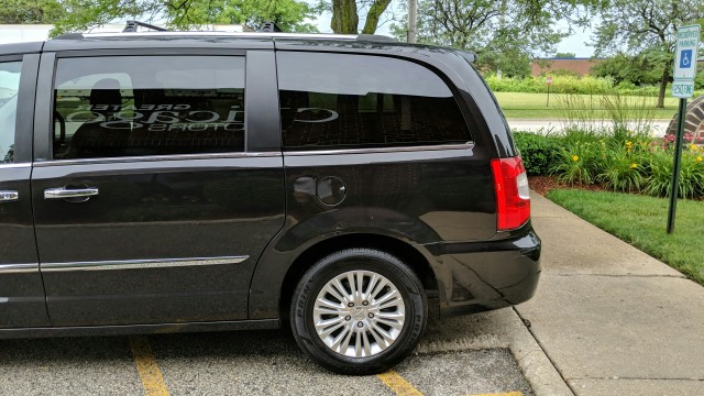 2014 Chrysler Town & Country Limited 5