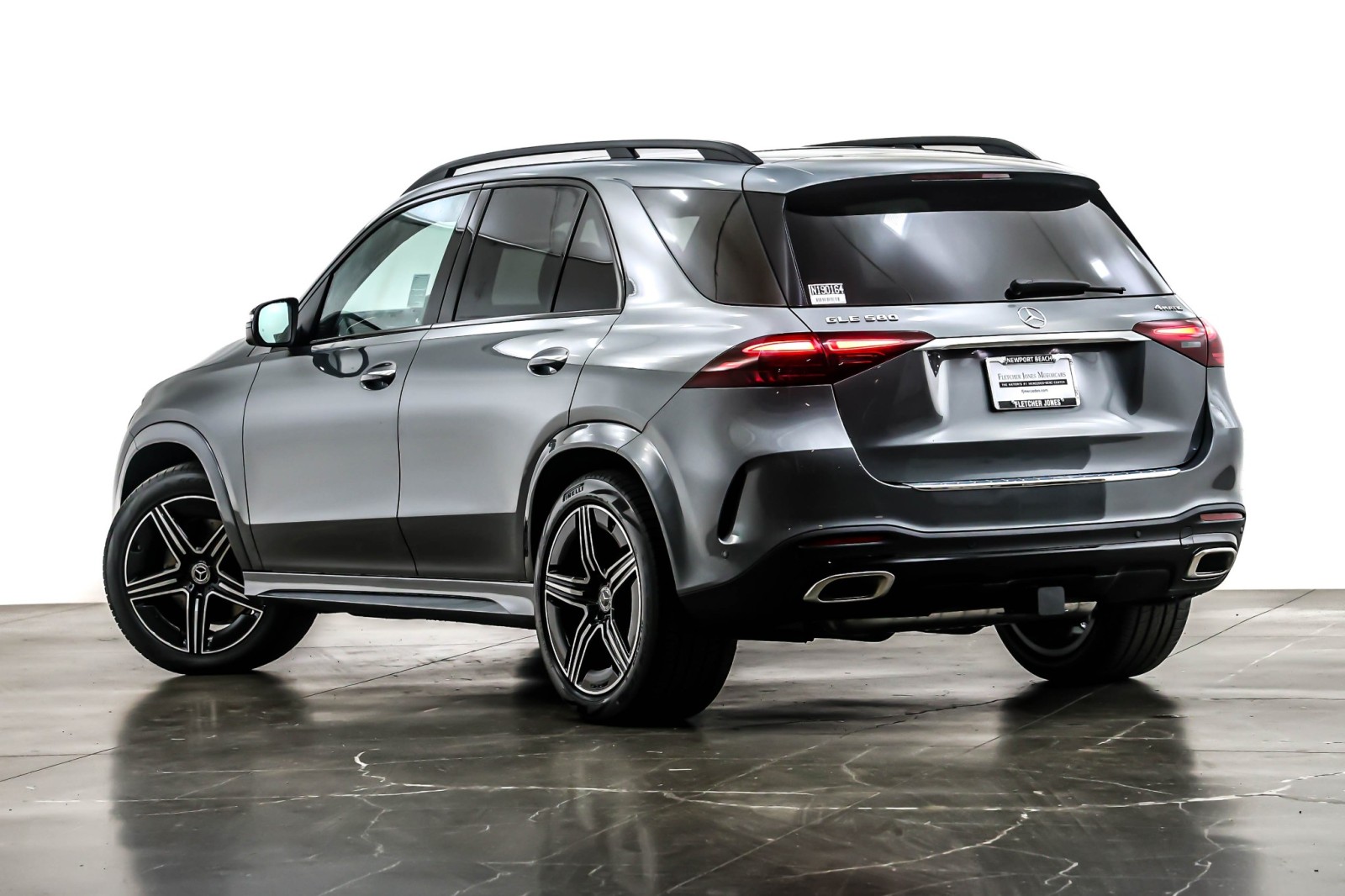 New 2026 Selenite Grey Metallic Mercedes-Benz GLE 580 image 12