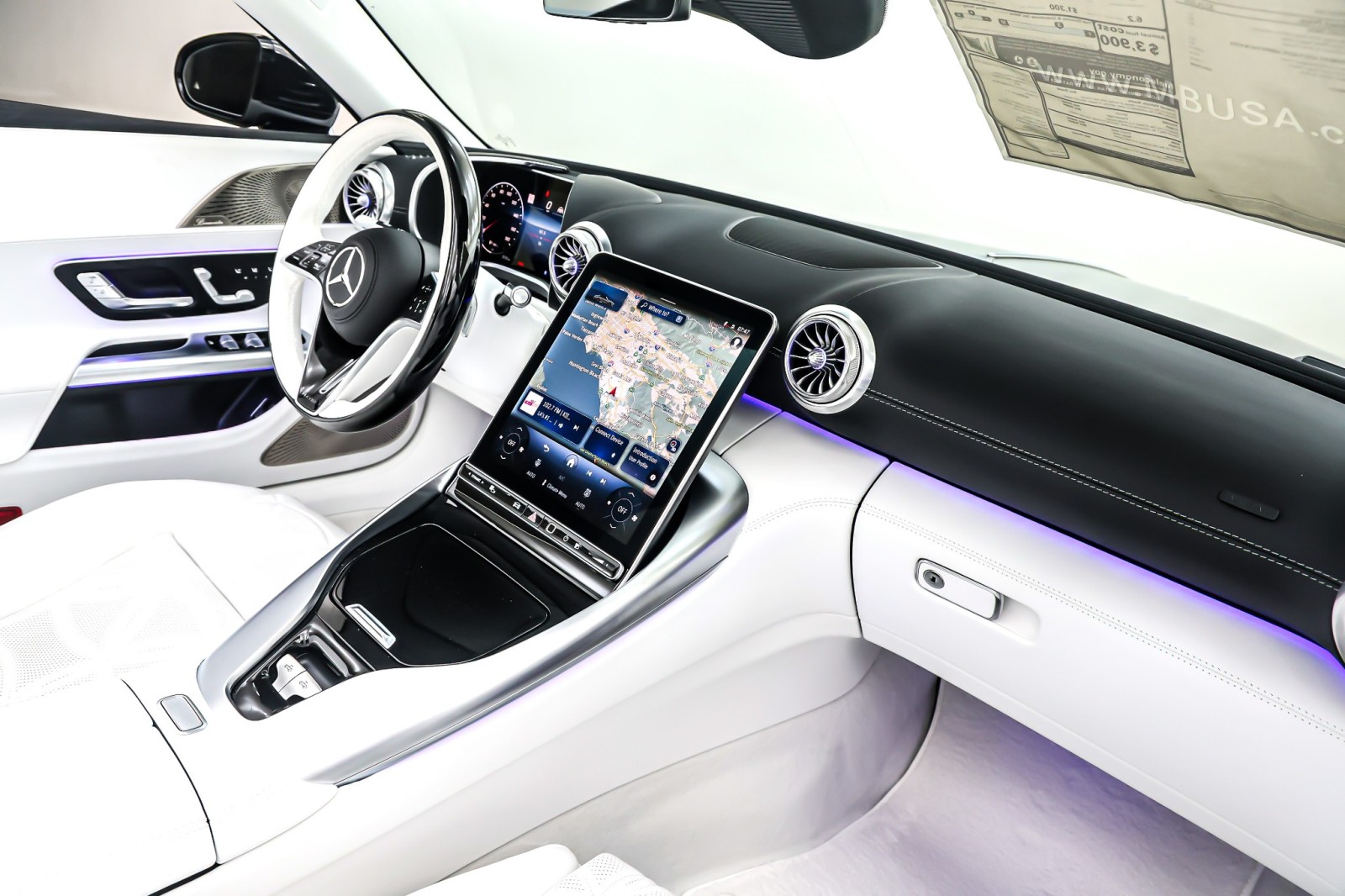 New 2026 MANUFAKTUR Moonlight White Magno Mercedes-Benz Maybach SL 680 Monogram Series image 7