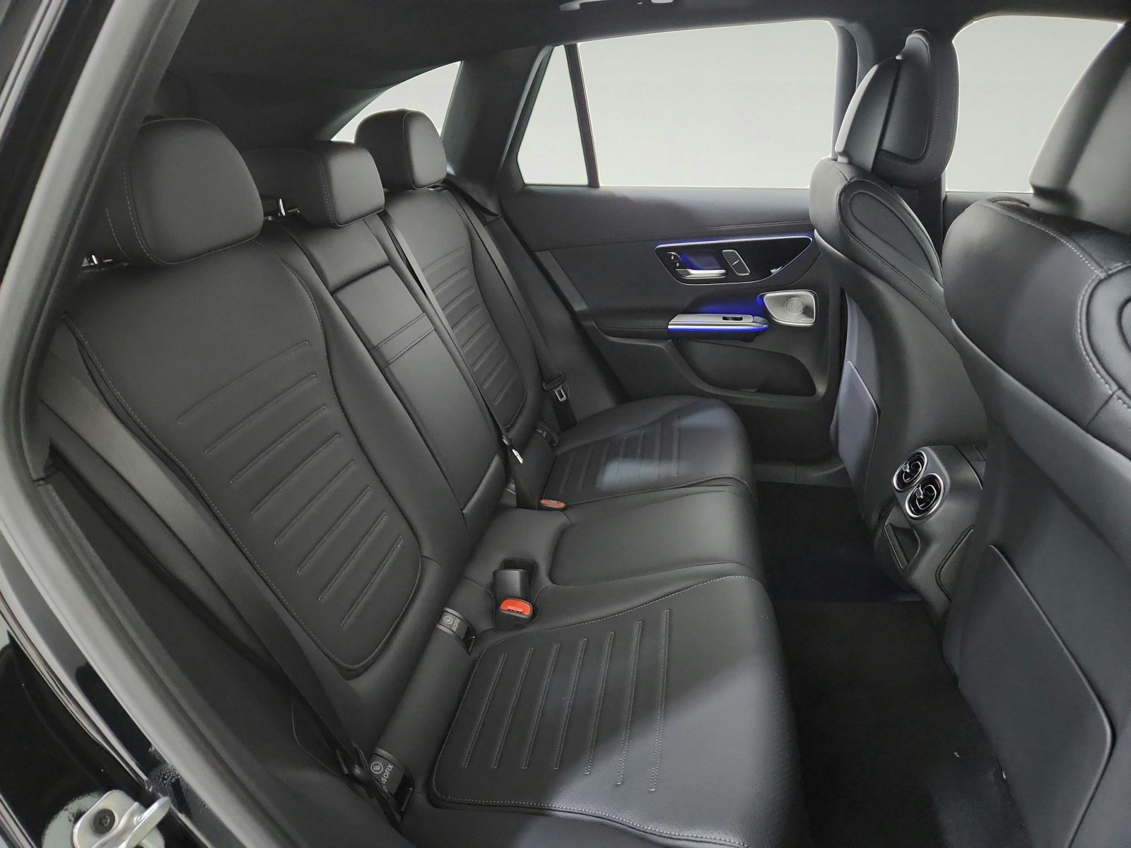 Certified Used 2026 Black Mercedes-Benz GLC 300 image 21
