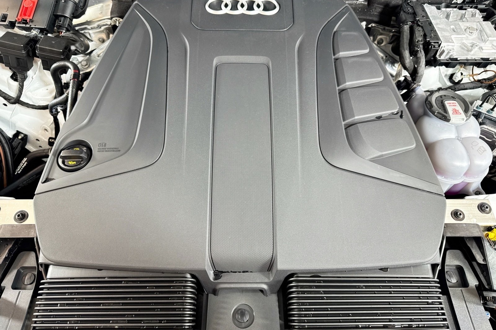 New 2026 Glacier White Metallic Audi Premium 45 quattro image 27