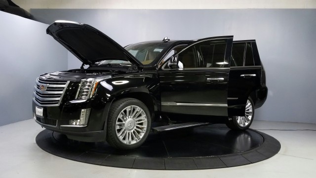 2016 Cadillac Escalade Platinum 11