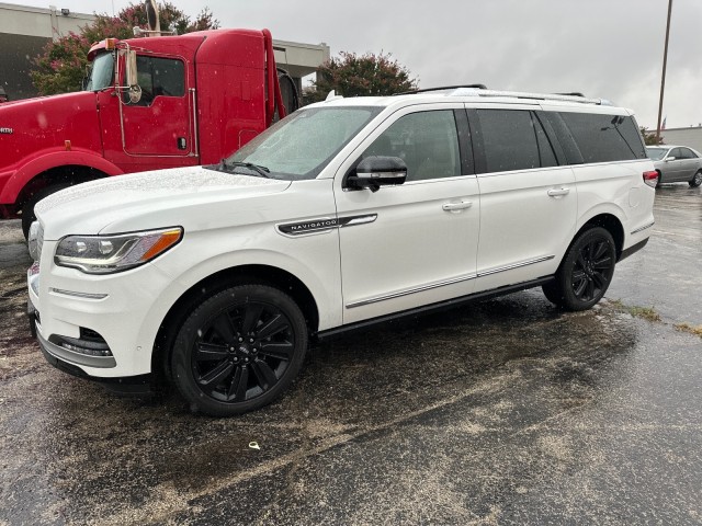 2024 Lincoln Navigator L Reserve in Ft. Worth, Texas