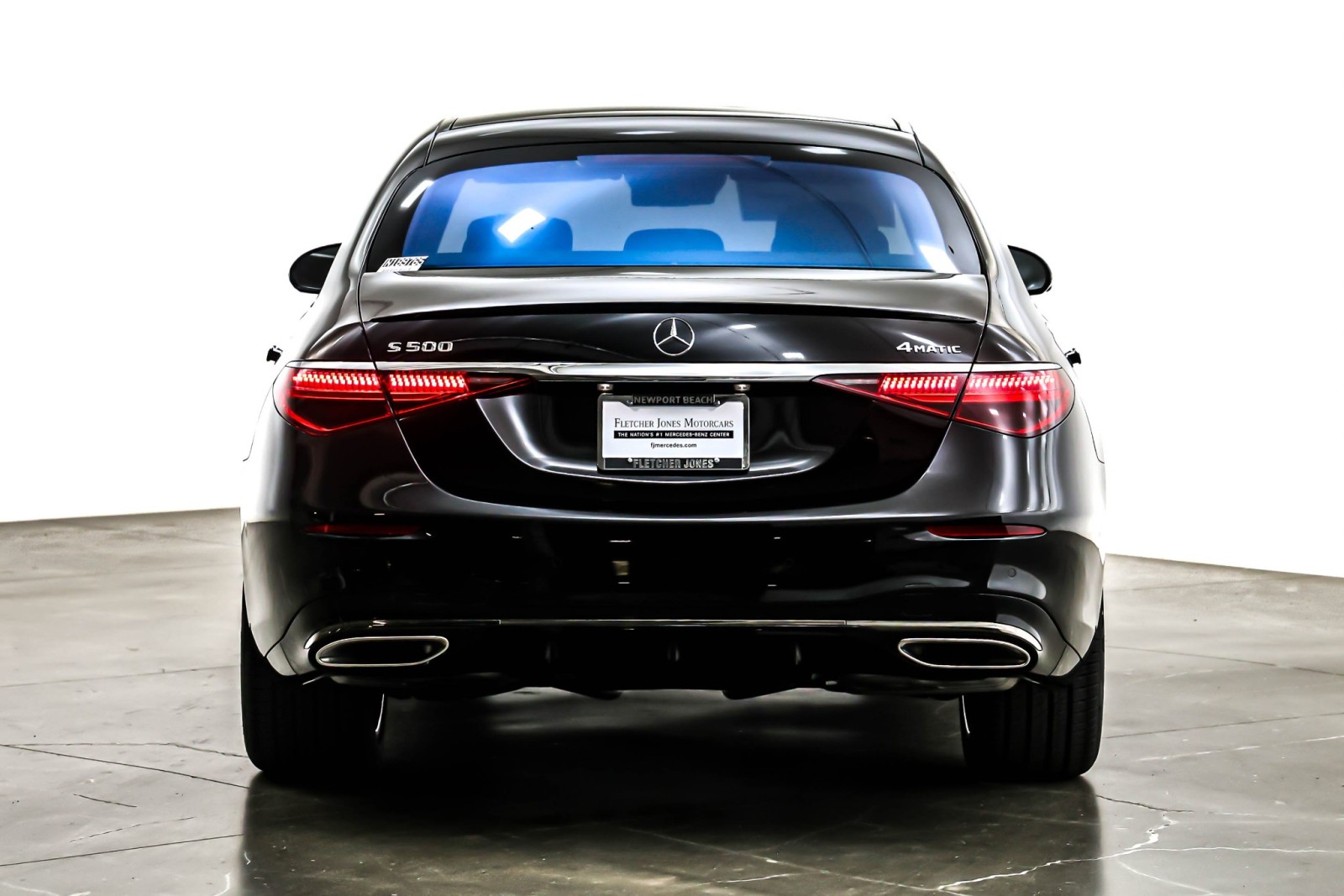 New 2026 Obsidian Black Metallic Mercedes-Benz S 500 image 3