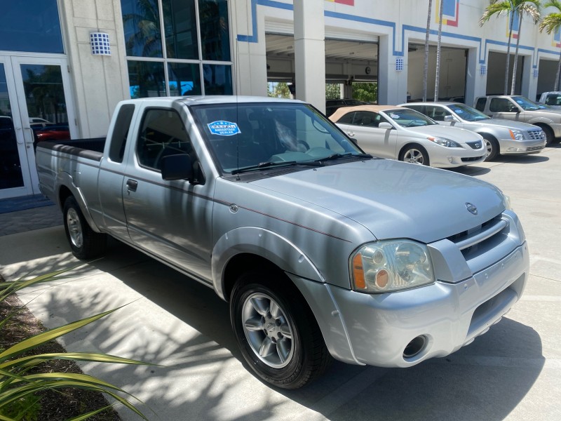2002 Nissan Frontier 2WD XE XCAB 5 SPD AC 4 CYL in ,