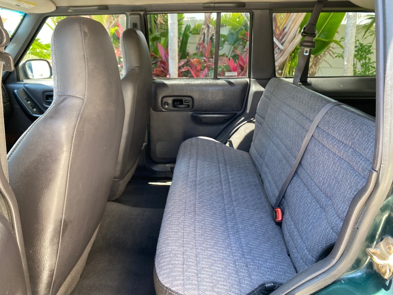 2000 Jeep Cherokee Sport 1 OWNER 4X4 AC 4.0 6YL in , 