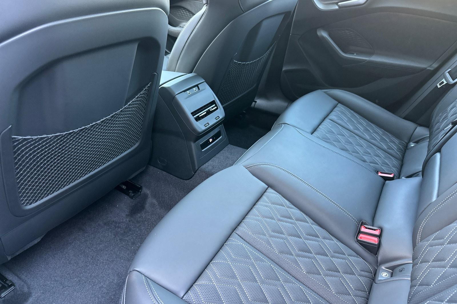 New 2026 Daytona Gray Pearl Effect Audi Premium Plus 3.0 TFSI quattro image 11