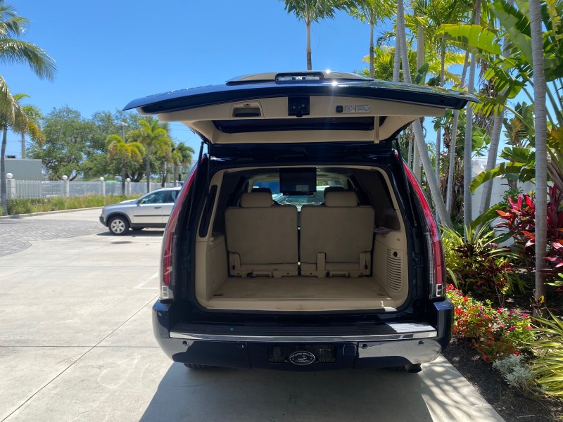 2007 Cadillac Escalade ESV SUNROOF AWD LOW MILES 47,118 in , 