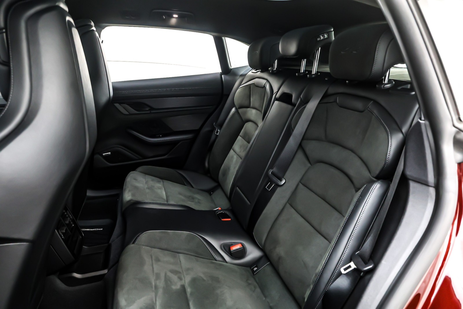 Used 2023 Cherry Metallic Porsche GTS Sport Turismo AWD image 7