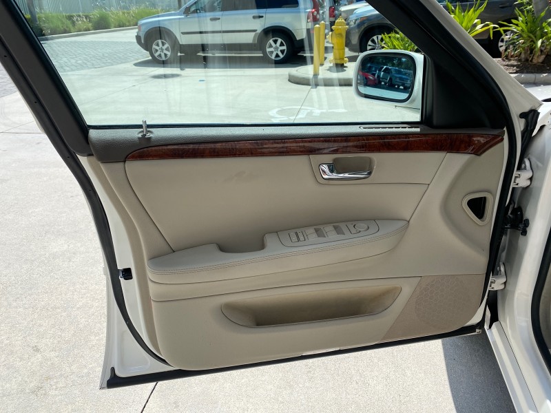 2006 Cadillac DTS LOW MILES 58,287 in , 