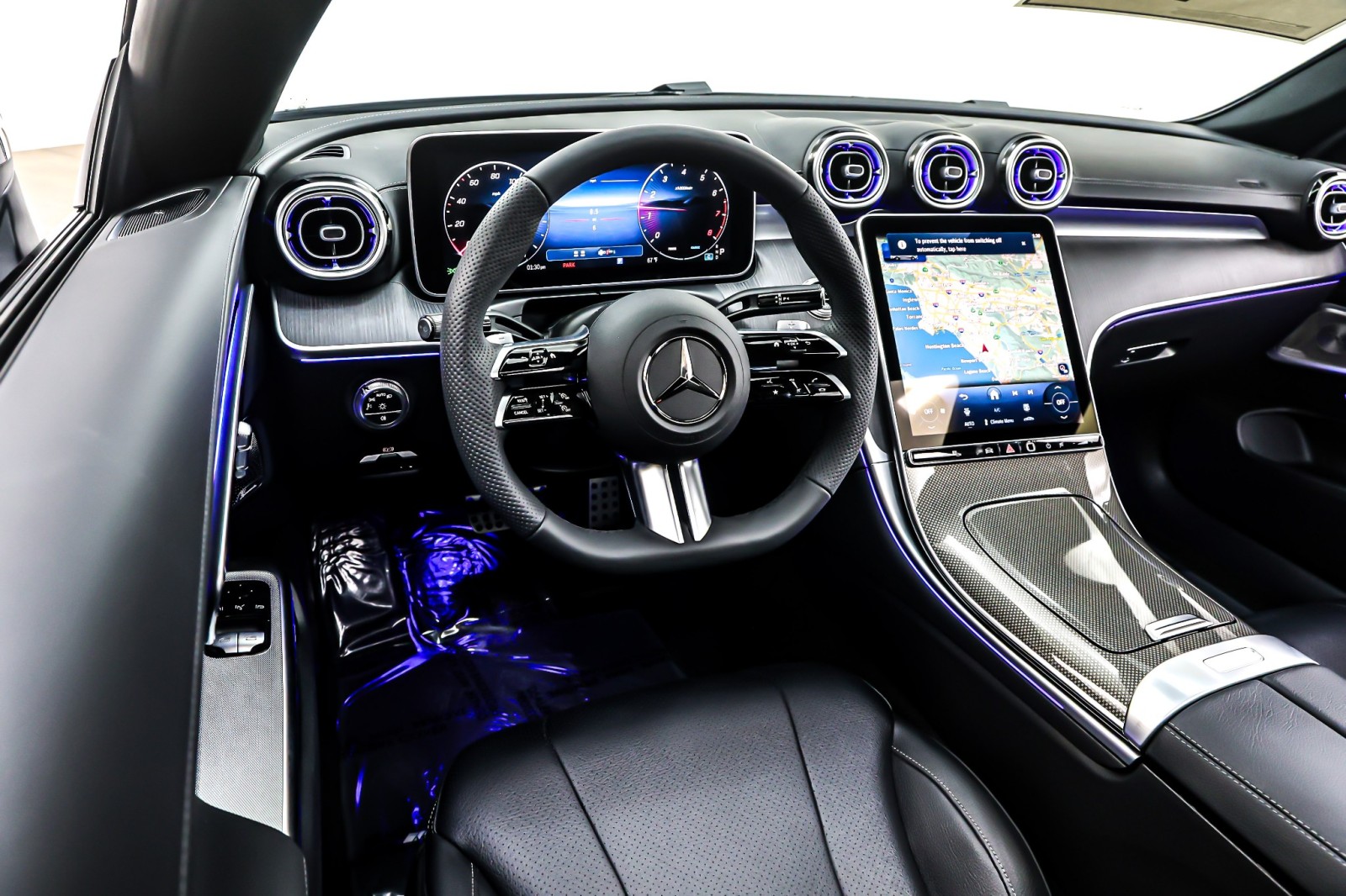 New 2026 MANUFAKTUR Alpine Grey Metallic Mercedes-Benz CLE 300 image 4