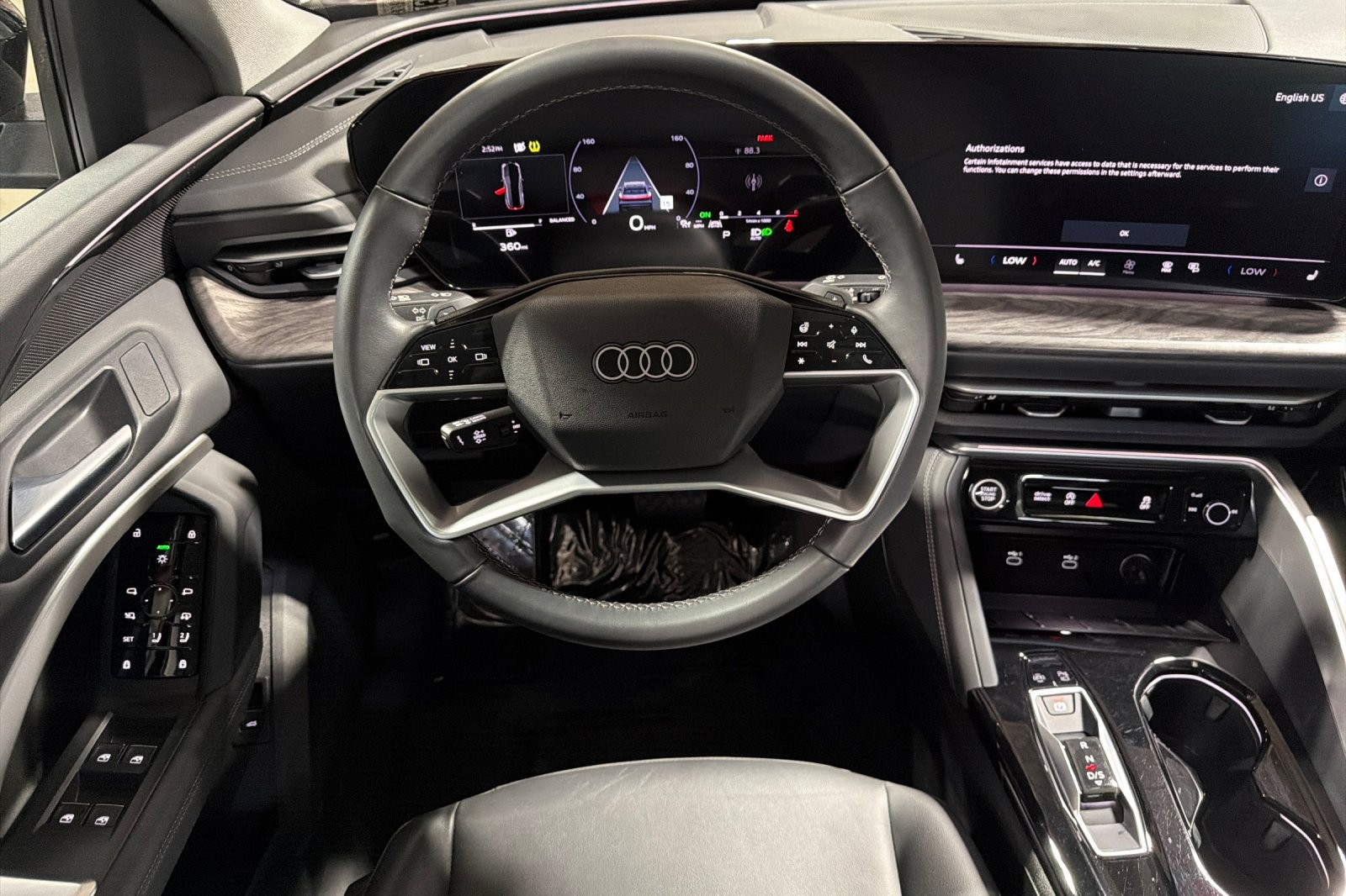 Used 2025 Mythos Black Metallic Audi Premium 2.0 TFSI quattro image 13