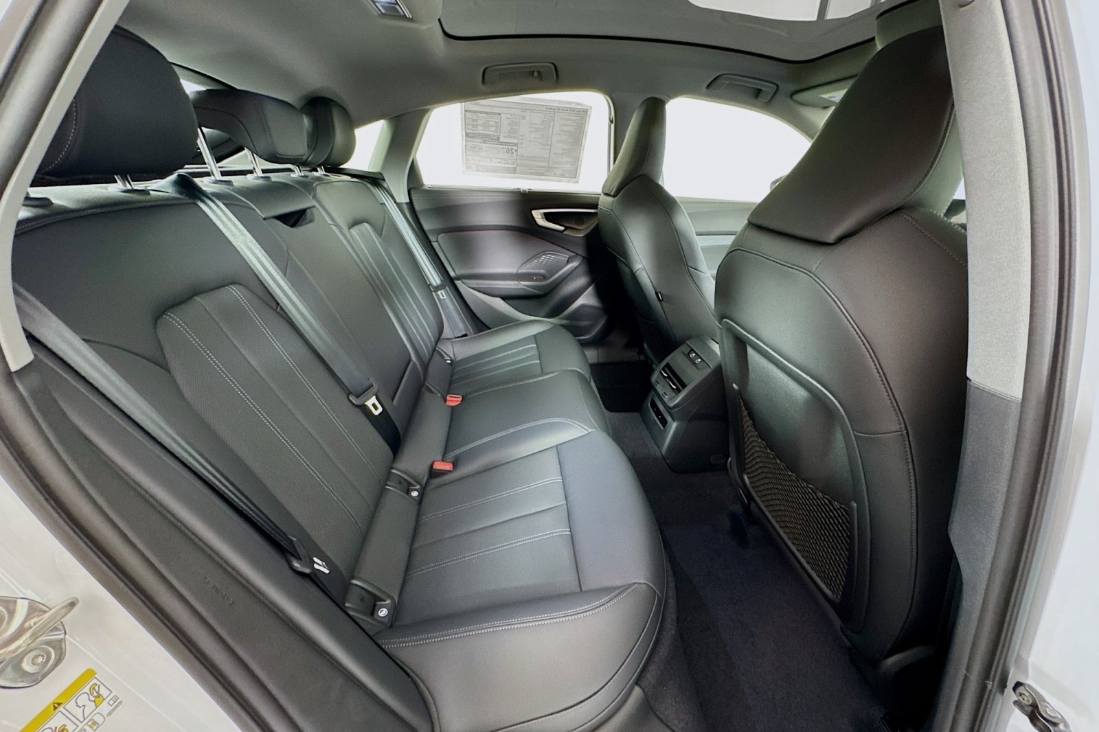 New 2025 Glacier White Metallic Audi Premium Plus 2.0 TFSI quattro image 25