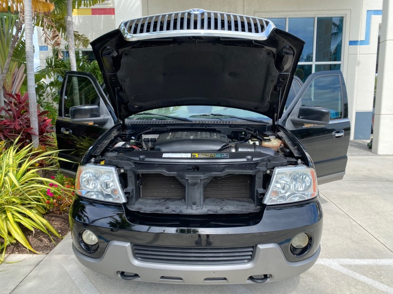2004 Lincoln Navigator LOW MILES 67,511 SUNROOF in ,