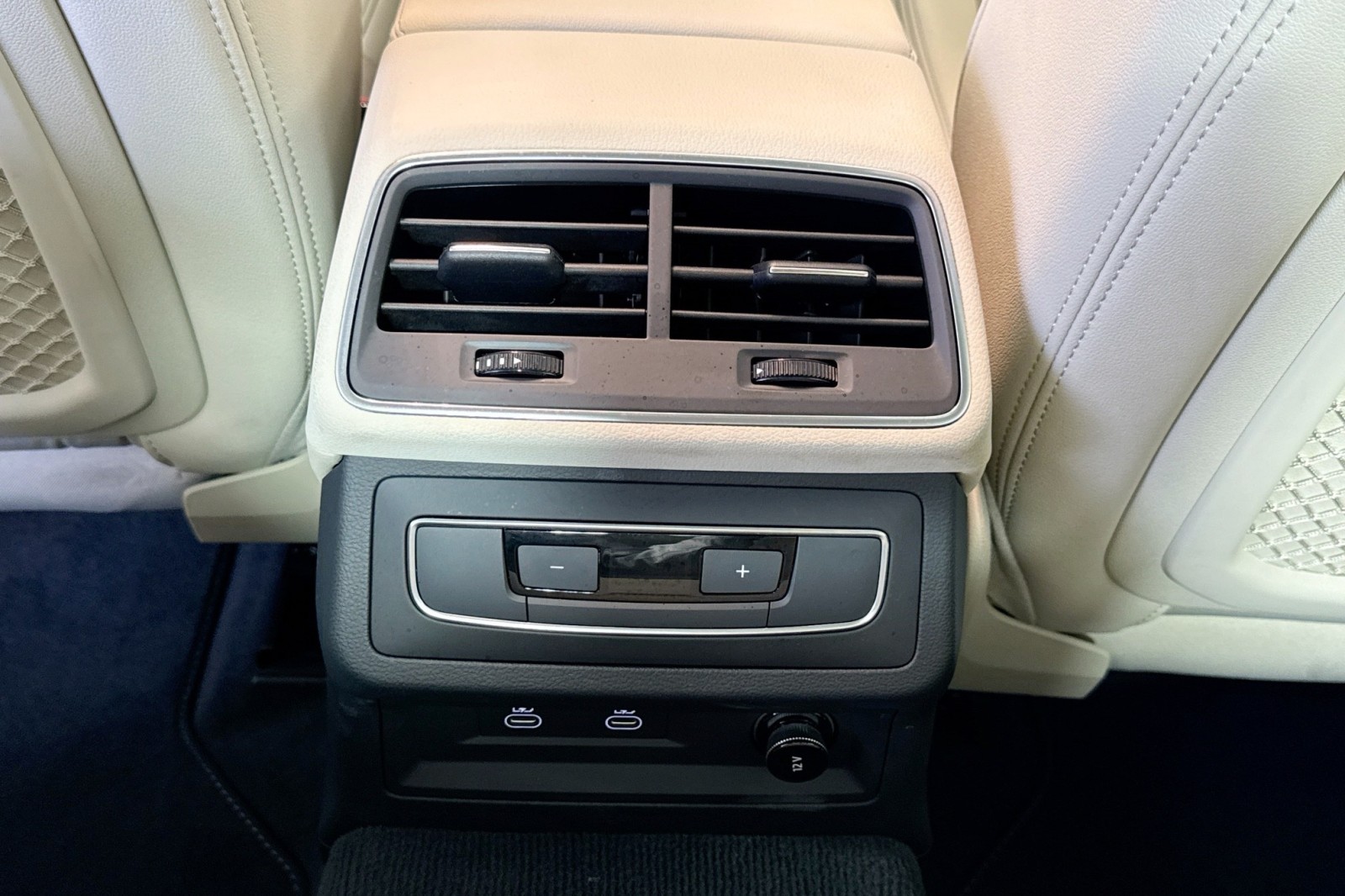 Used 2025 Florett Silver Metallic Audi Premium image 24