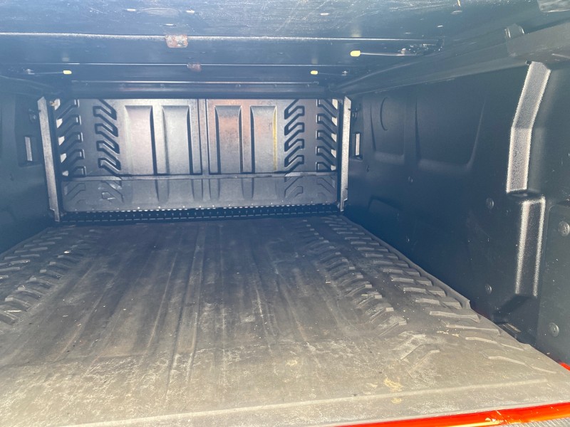 2009 Chevrolet Avalanche LT PU LOW MILES 58,696 in ,