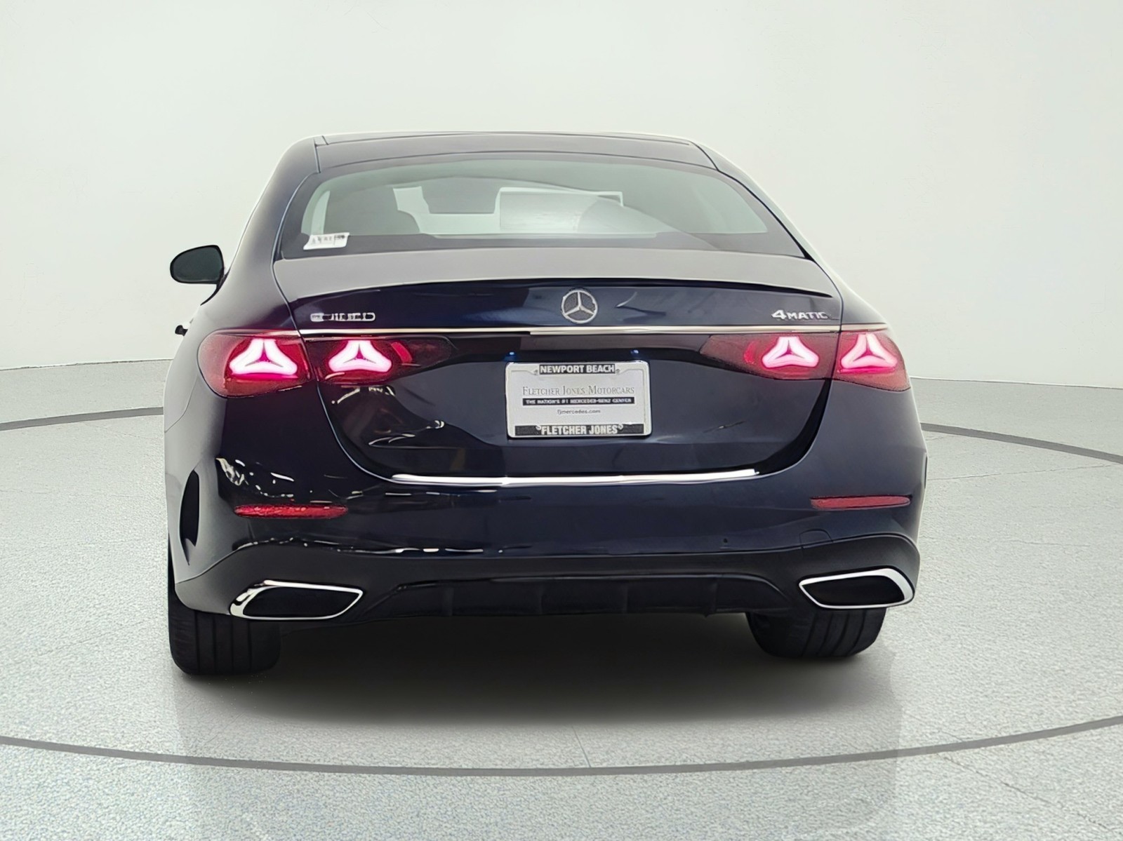 New 2027 Nautical Blue Metallic Mercedes-Benz E 450 4MATIC® Sedan image 6