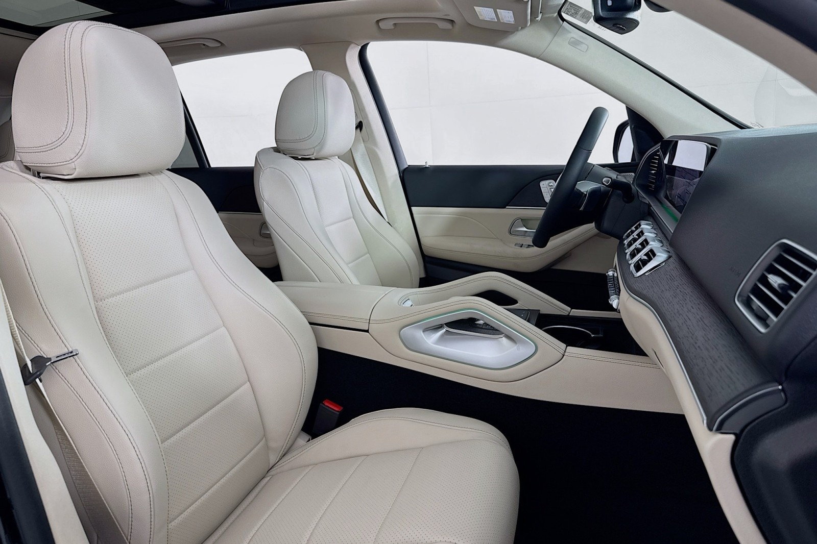 New 2026 Obsidian Black Metallic Mercedes-Benz GLE 450 4MATIC® SUV image 6