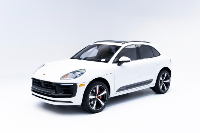 2024  Macan S in , 