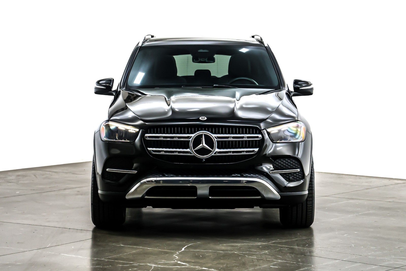 Certified Used 2024 Obsidian Black Metallic Mercedes-Benz GLE 450 4MATIC® SUV image 5