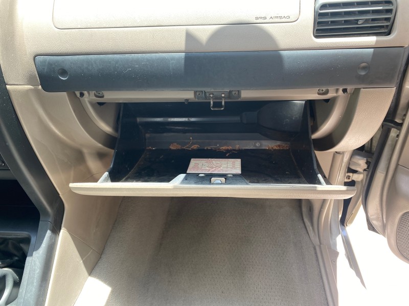 2004 Nissan Frontier 2WD XE LOW MILES 70,694 PU in , 