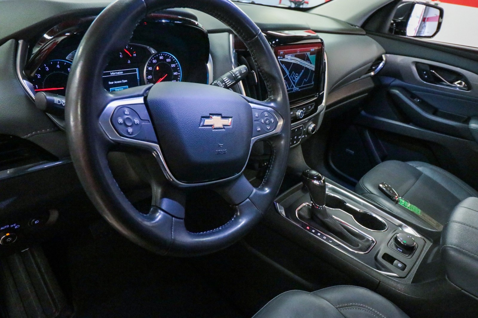 Used Car 2018 Chevrolet Traverse  Lt Leather For Sale Under $20,000 In Austin, Texas