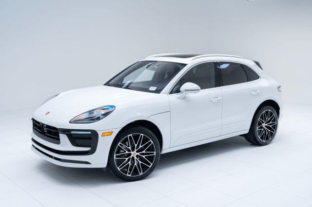2025  Macan  in , 