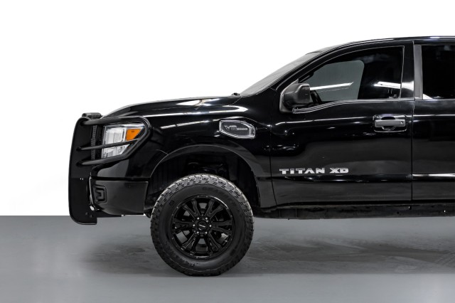 2018 Nissan Titan XD S 10