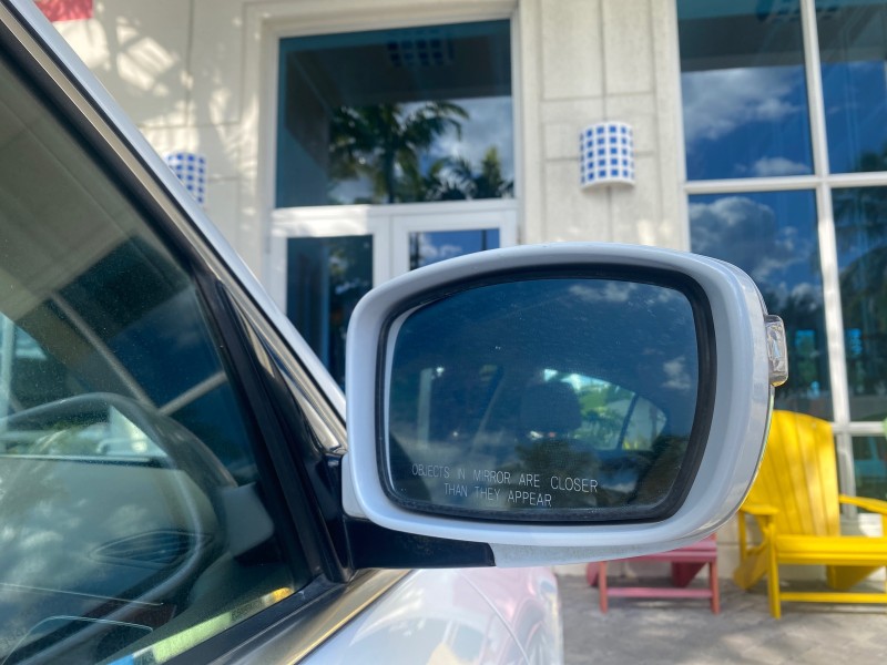 2013 Hyundai Genesis 3.8L LOW MILES 33,576 in , 