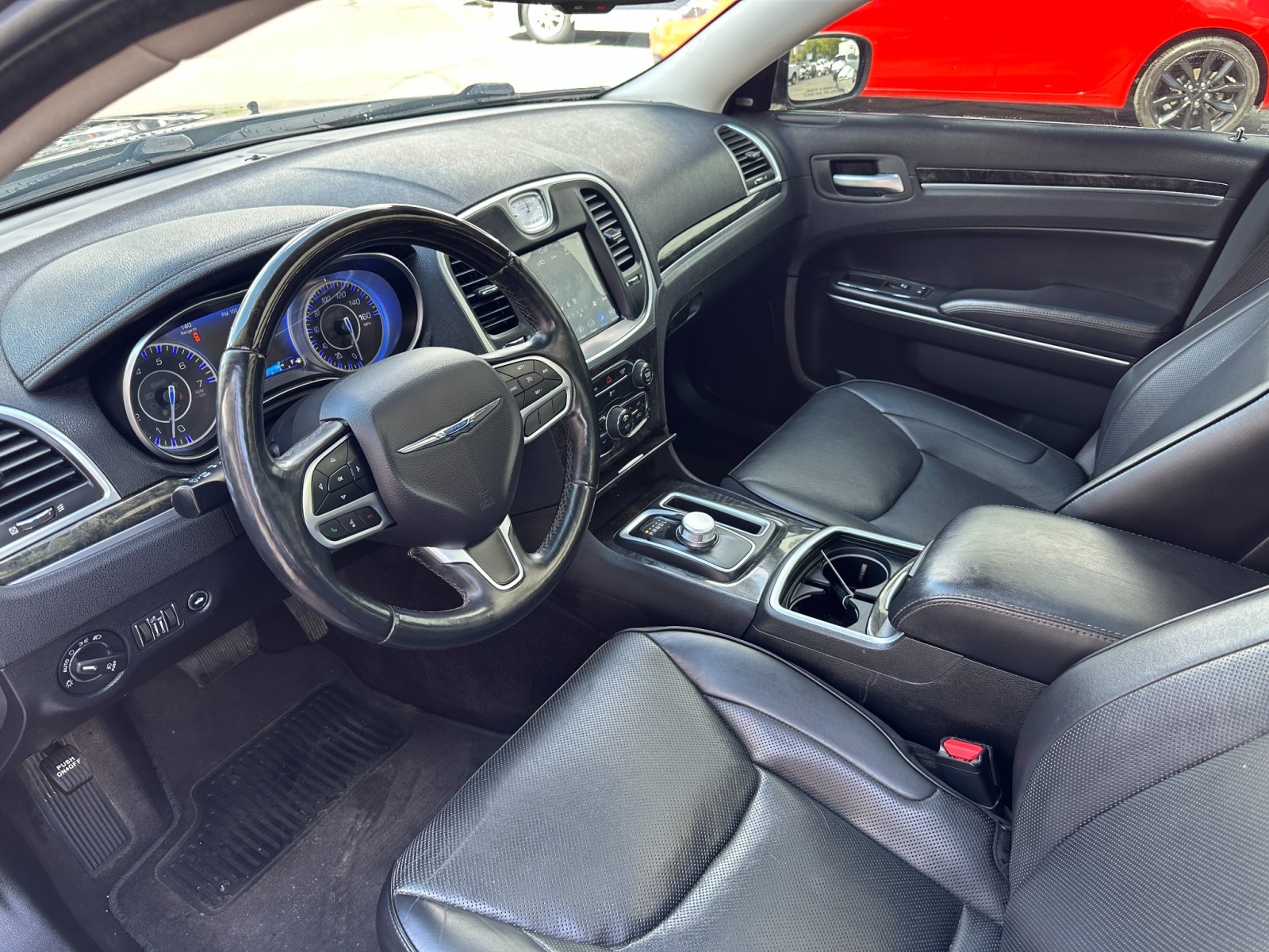 2018 Chrysler 300 Limited 15