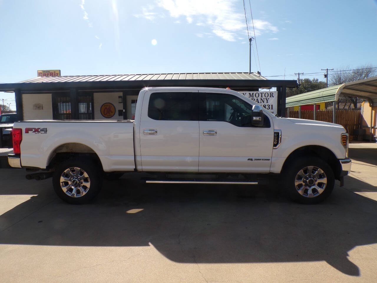2018 Ford F-250 Super Duty Lariat Crew Cab 4WD