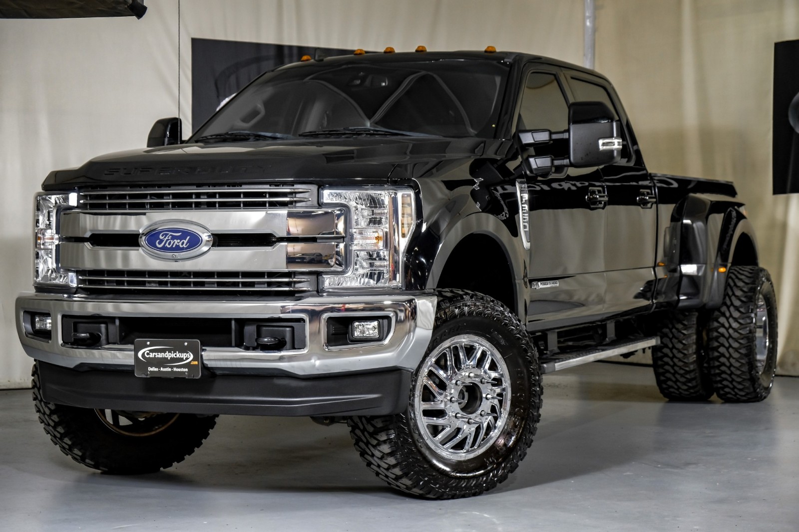 2019 Ford F-350 Lariat 4