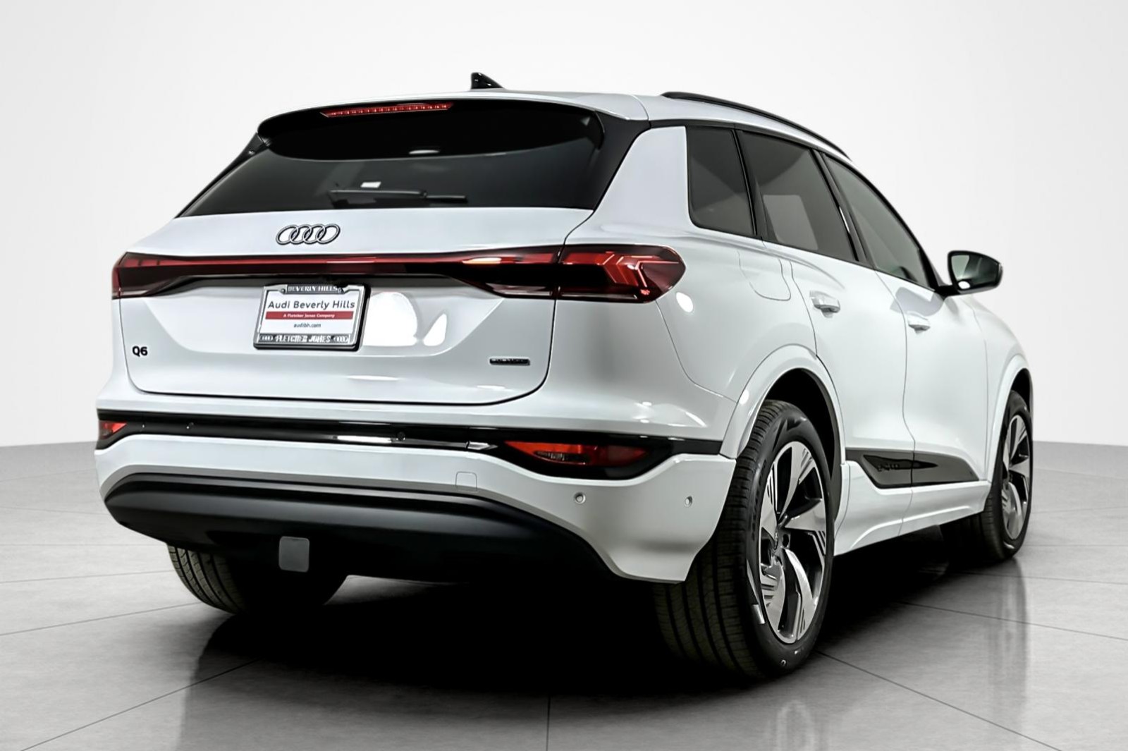 New 2025 Glacier White Metallic Audi Premium quattro image 6