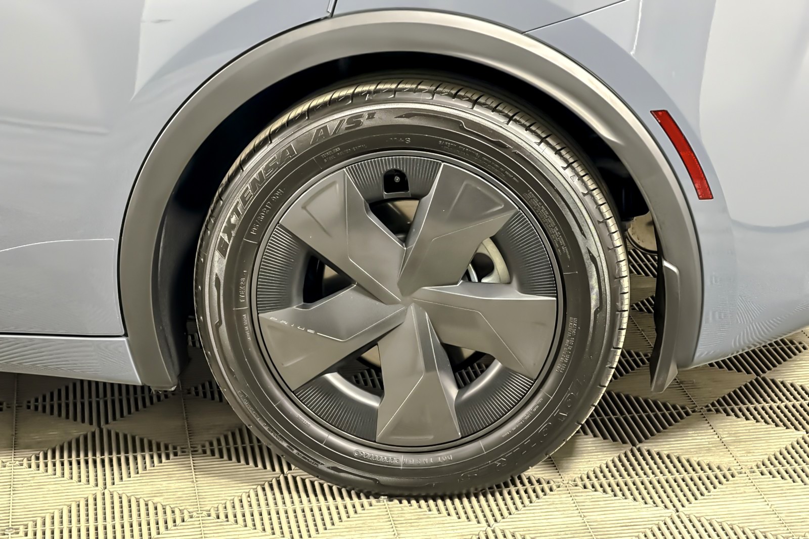 Used 2026 GUARDIAN GRAY Toyota Nightshade (Natl) image 25