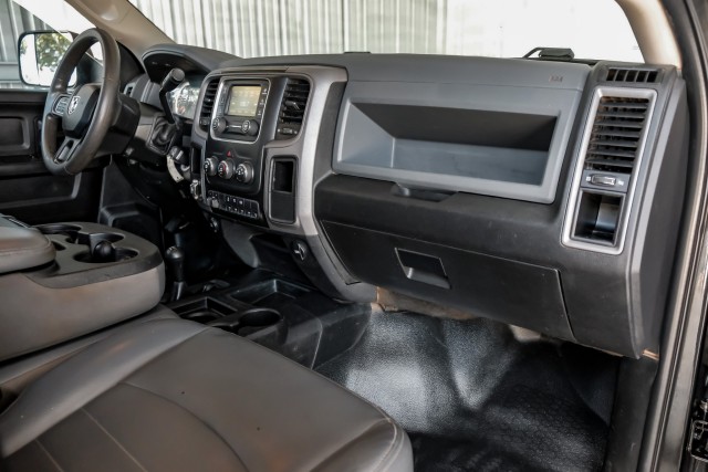 2018 Ram 3500 Chassis Cab SLT 14