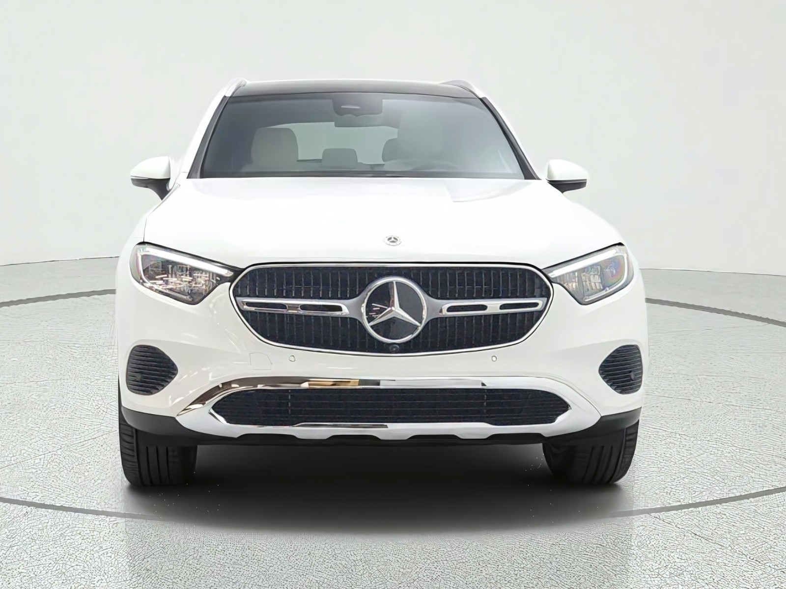 New 2027 Polar White Mercedes-Benz GLC 300 SUV image 2
