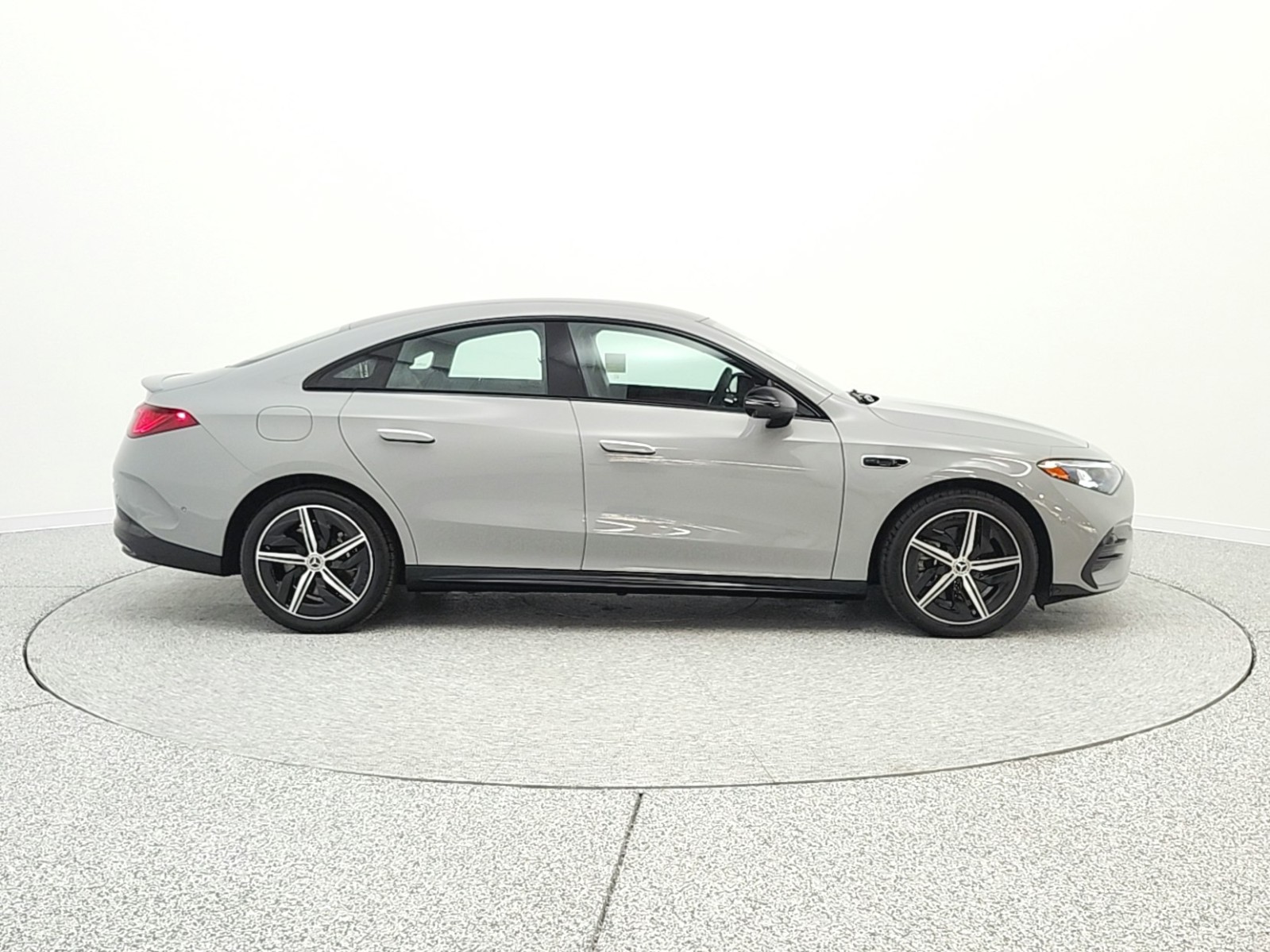 New 2026 MANUFAKTUR Alpine Grey Mercedes-Benz CLA 350 image 4