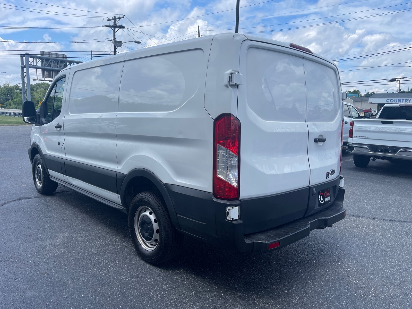 View vehicle photo 5
