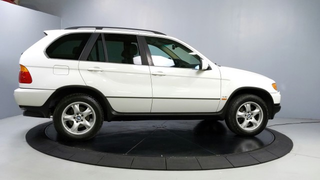 2001 BMW X5 4.4i 8