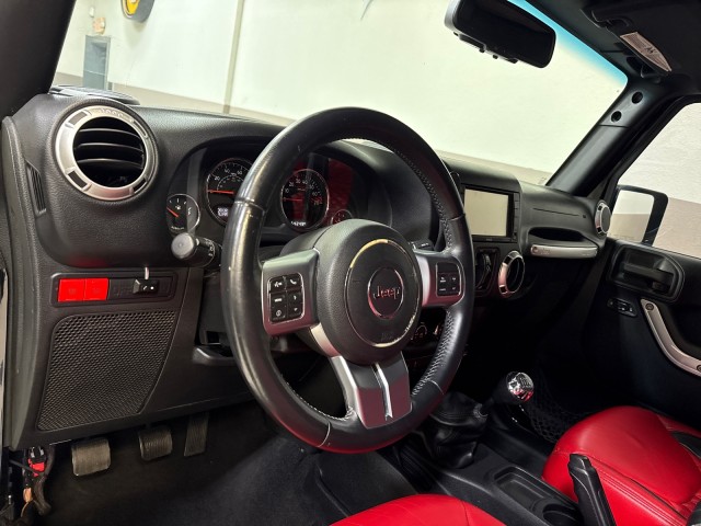 2015 Jeep Wrangler Unlimited Rubicon Hard Rock 4WD V6 Custom in ,