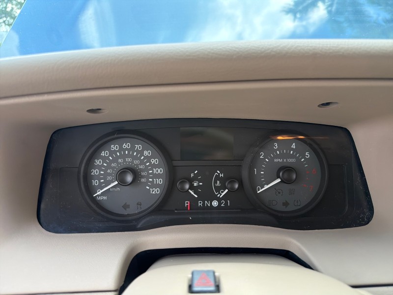 2007 Mercury Grand Marquis LS LOW MILES 52,599 1 OWNER in ,
