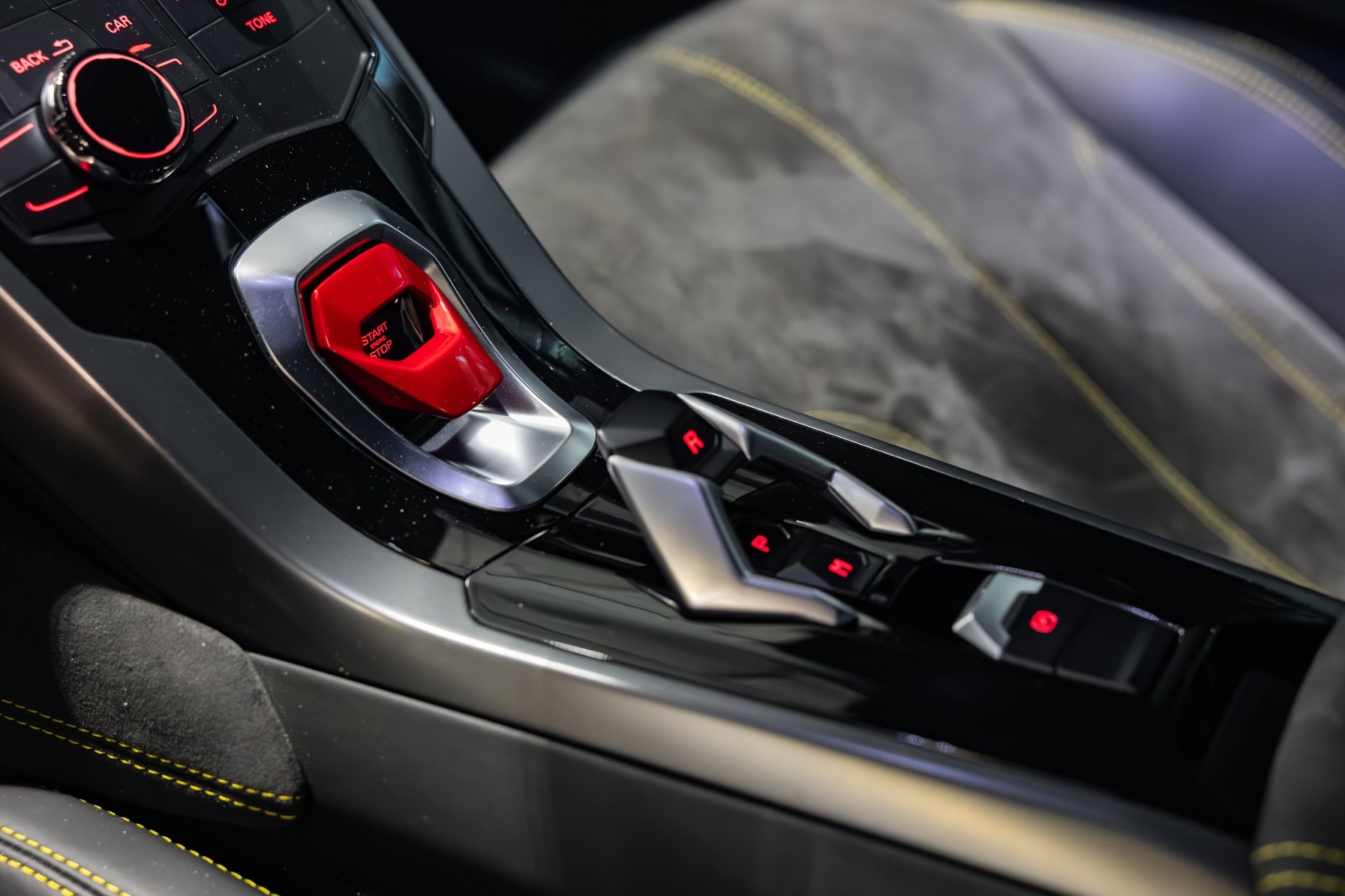 Used Car 2016 Lamborghini Huracan  Lp 580-2 - Lifting System + - $242,395 Msrp - Giano Wheels For Sale Under $240,000 In Boerne, Texas