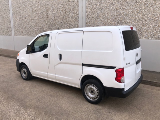 2015 Nissan NV200 S 3