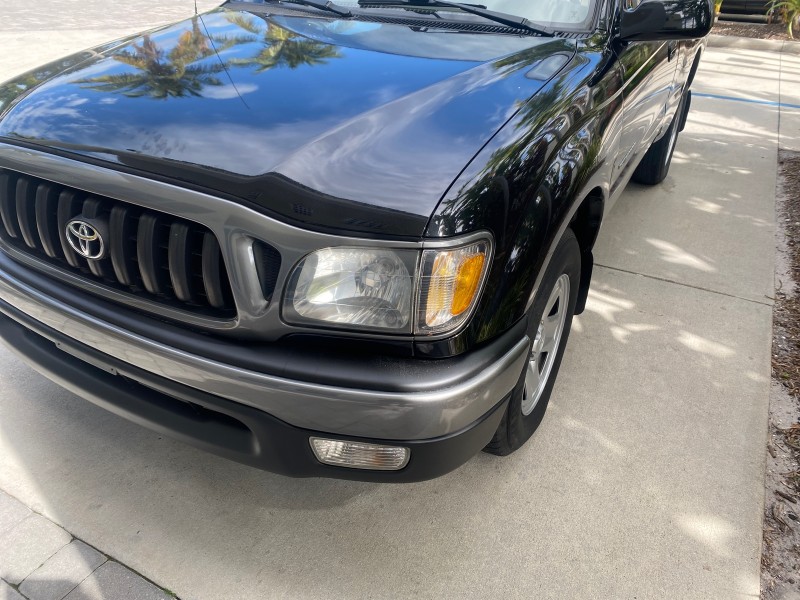 2002 Toyota Tacoma 1 OWNER AUTO AC 4 CYL in , 